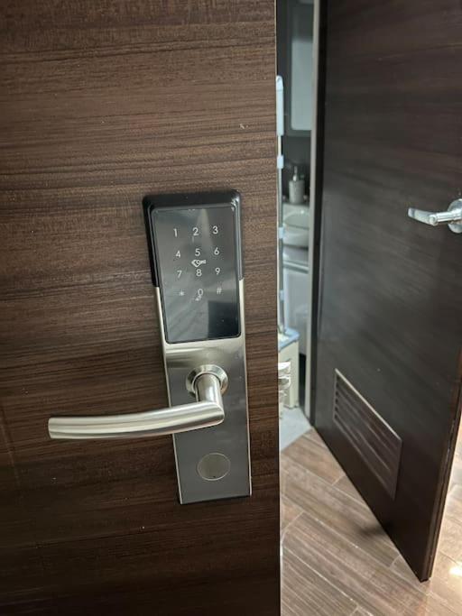 Apartment In Air Residences, Makati With Wifi, Netflix, Pool, Mall And More Manila Exteriér fotografie