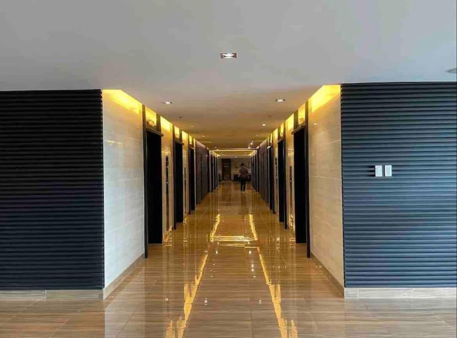 Apartment In Air Residences, Makati With Wifi, Netflix, Pool, Mall And More Manila Exteriér fotografie