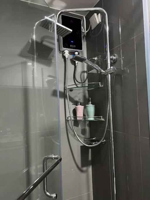 Apartment In Air Residences, Makati With Wifi, Netflix, Pool, Mall And More Manila Exteriér fotografie