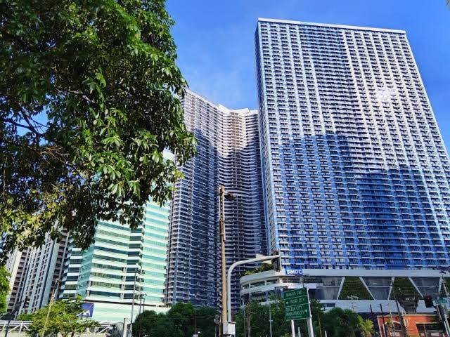 Apartment In Air Residences, Makati With Wifi, Netflix, Pool, Mall And More Manila Exteriér fotografie